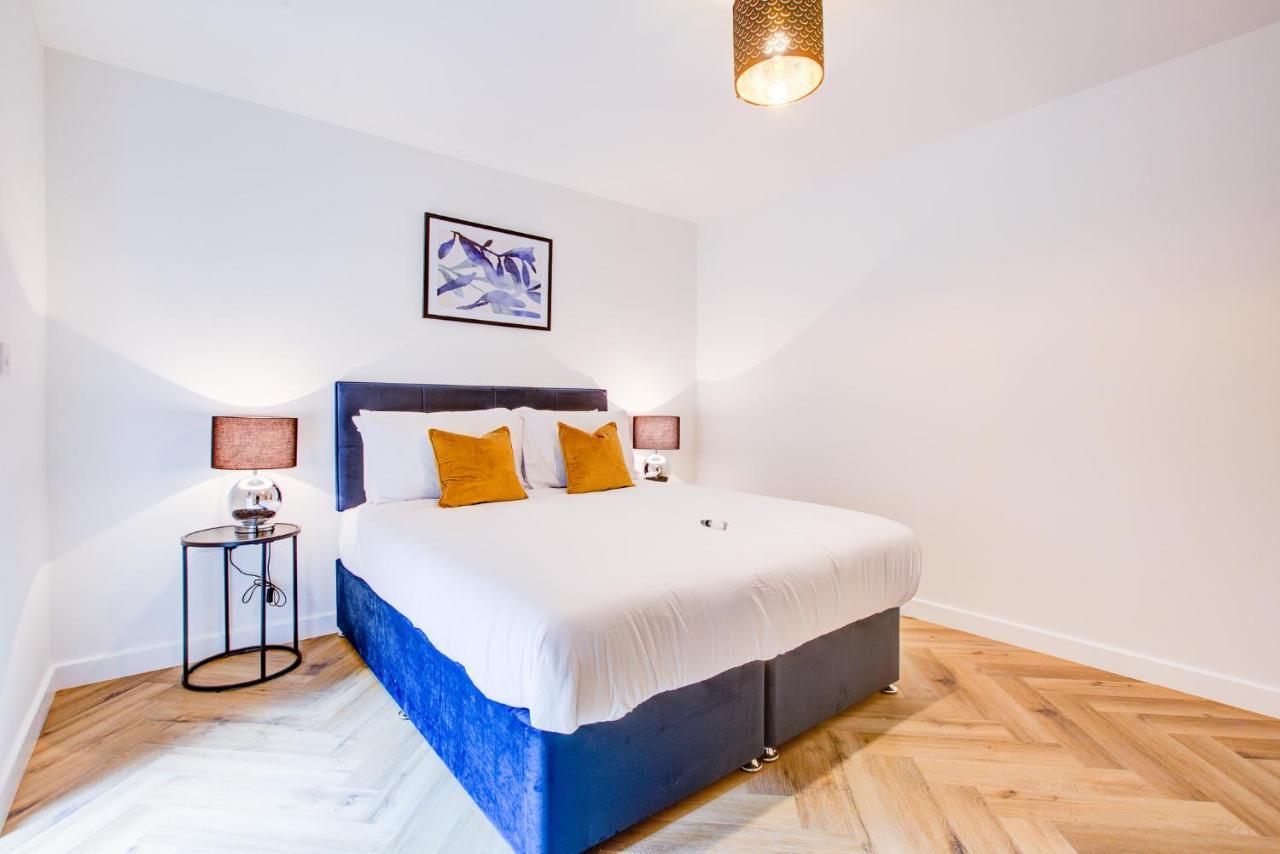Hybrid Resi - Mitcham Close To Tooting And Wimbledon Eksteriør bilde