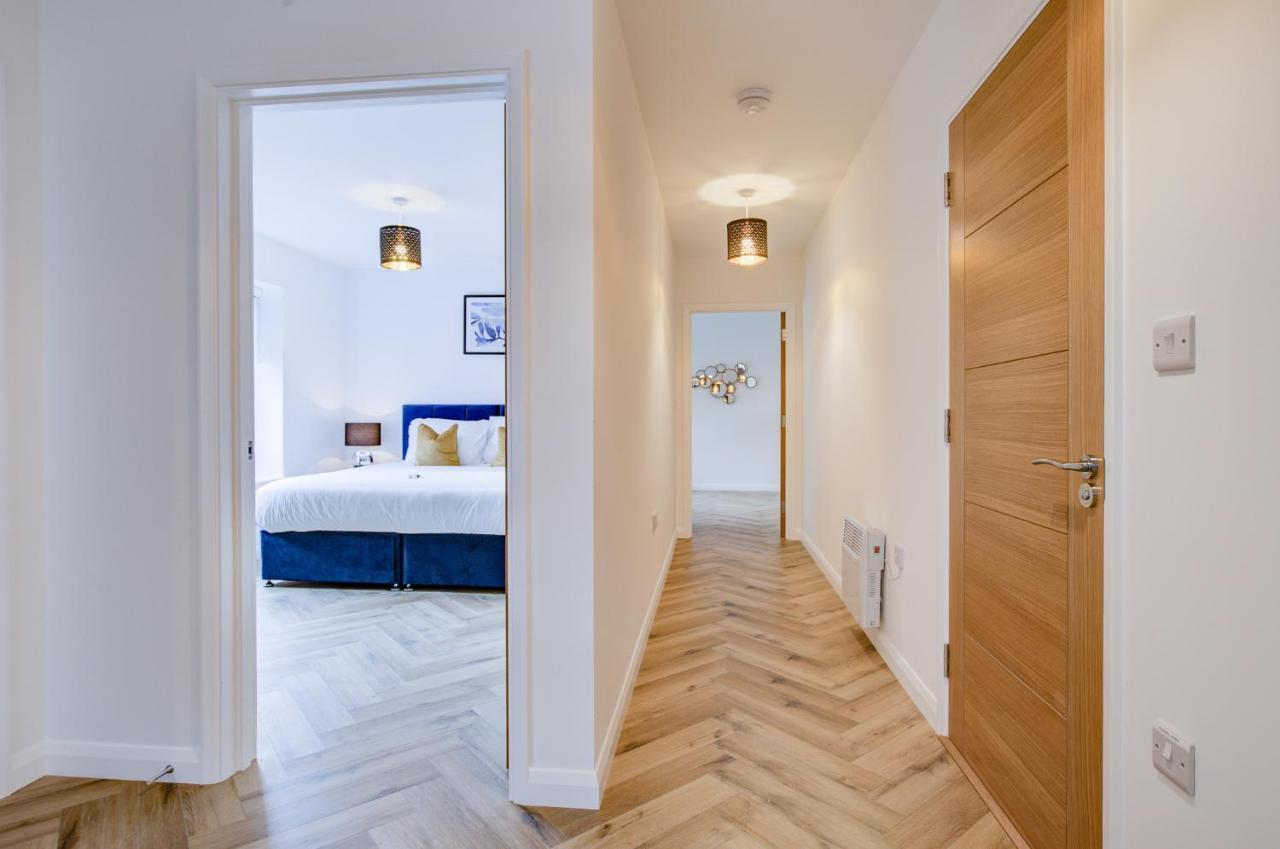 Hybrid Resi - Mitcham Close To Tooting And Wimbledon Eksteriør bilde
