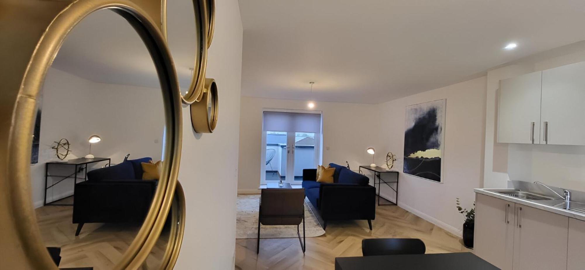 Hybrid Resi - Mitcham Close To Tooting And Wimbledon Eksteriør bilde